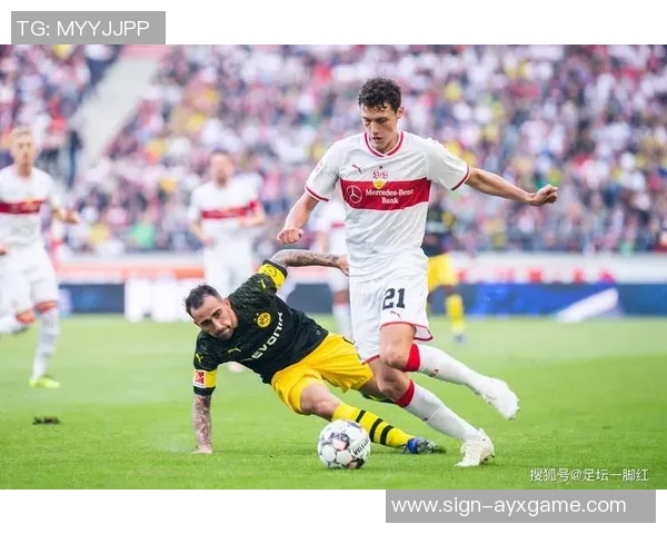 里昂与摩洛哥精彩对决赛果揭晓球迷热议比赛亮点与表现 里昂与摩洛哥精彩对决赛果揭晓球迷热议比赛亮点与表现